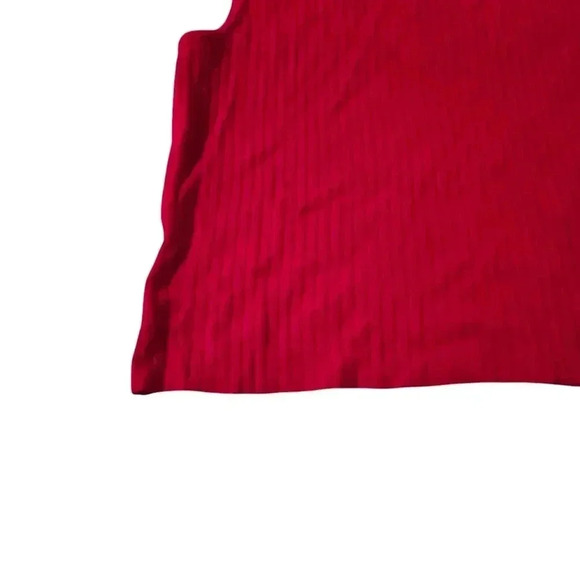 St. John Red Top Stretch Size Medium Sleeveless - Picture 4 of 11